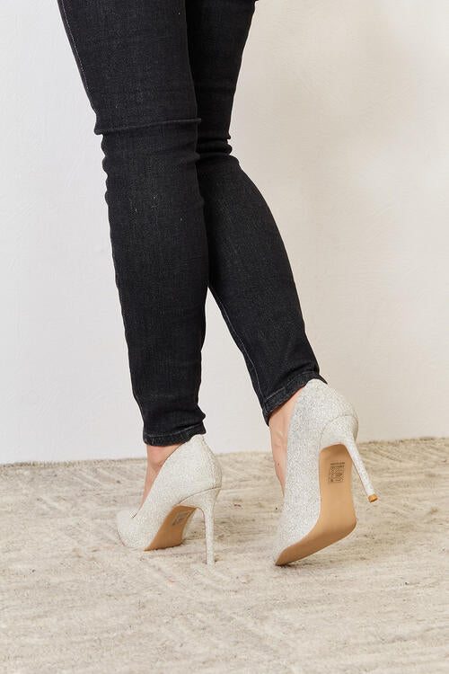 Melody 4" Closed Toe Heels | Shop Webbi