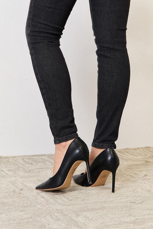 Melody 4" Closed Toe Heels | Shop Webbi