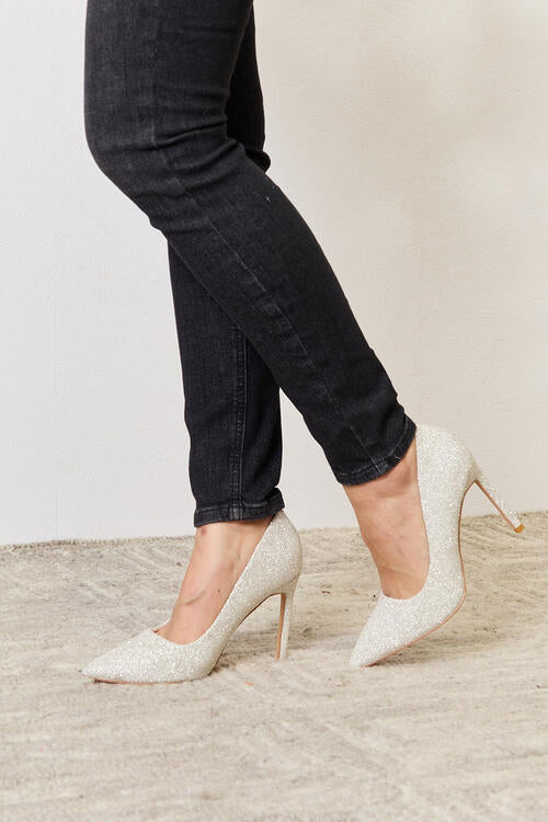 Melody 4" Closed Toe Heels | Shop Webbi