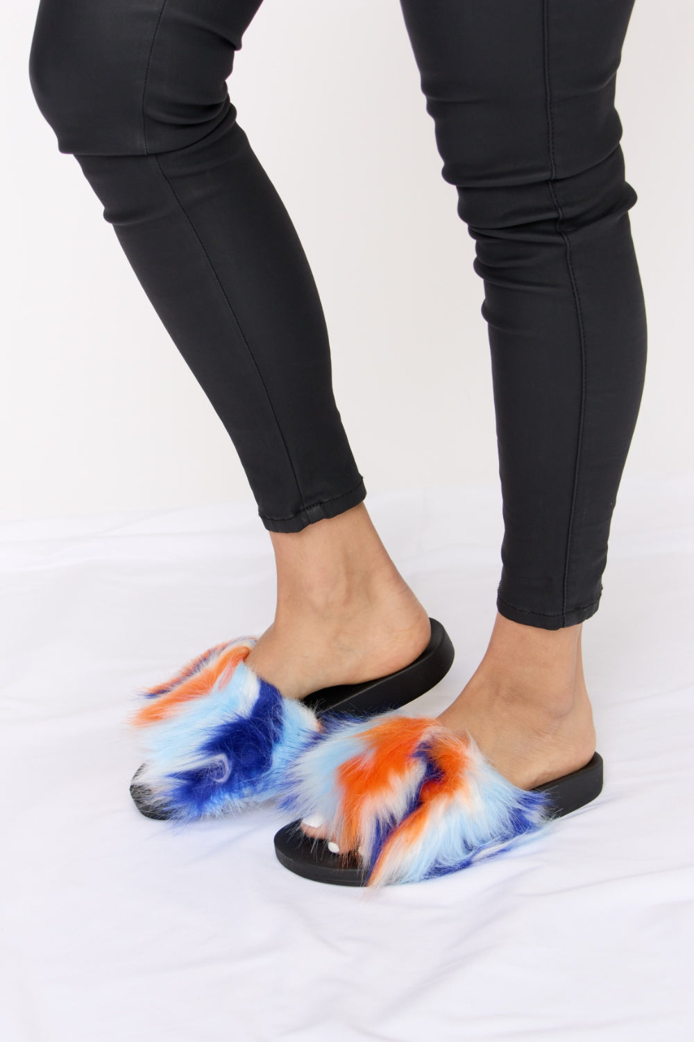 Forever Link Plush Open-Toe Sandals | Shop Webbi
