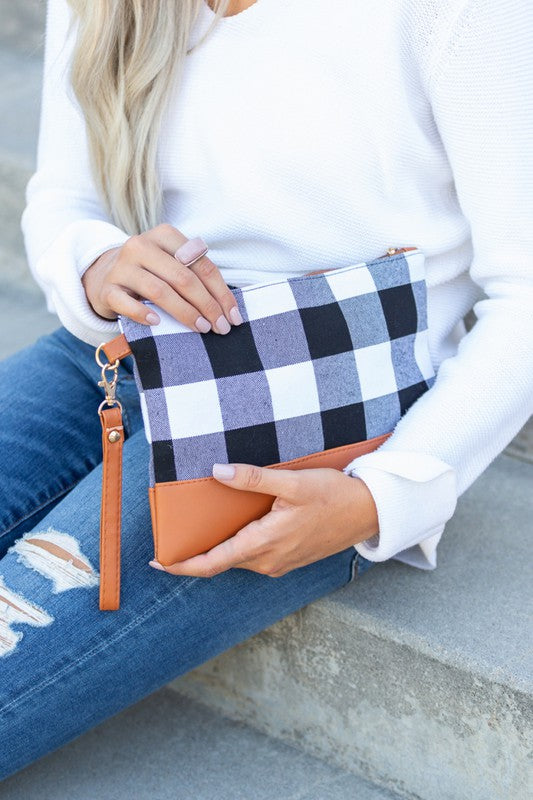 Buffalo Plaid Clutch | Shop Webbi