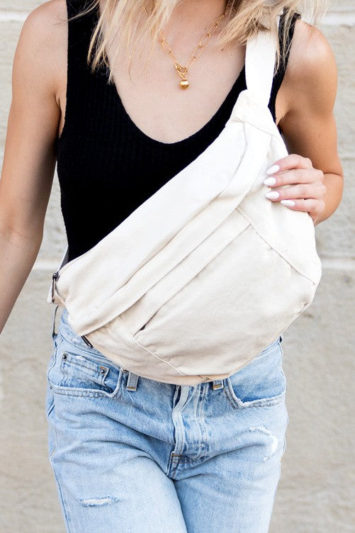 London Oversize Canvas Crescent Sling | Shop Webbi